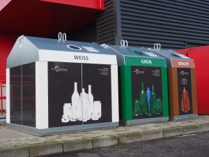 Die neuen Altglasbehaelter des AWB - Frontalansicht